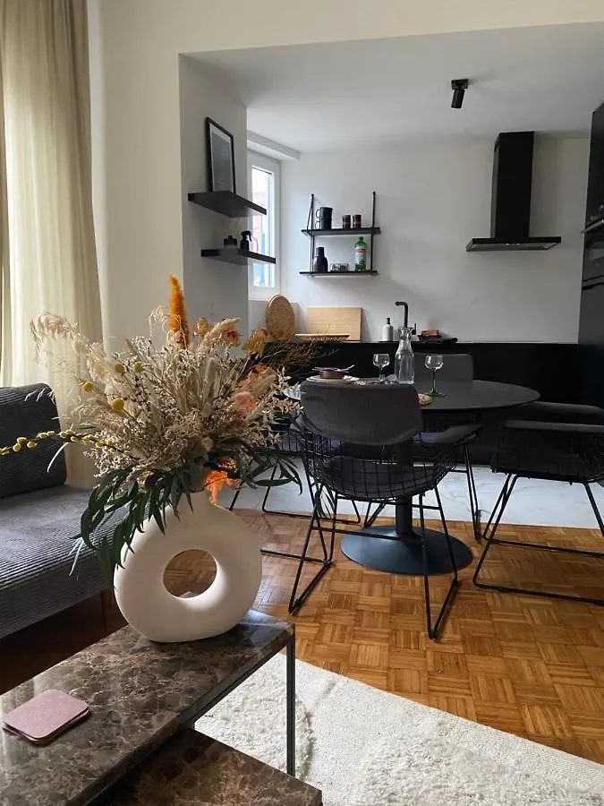 De Flat - Licht En Luxueus Appartement Bij Het Zuid Antwerpen
